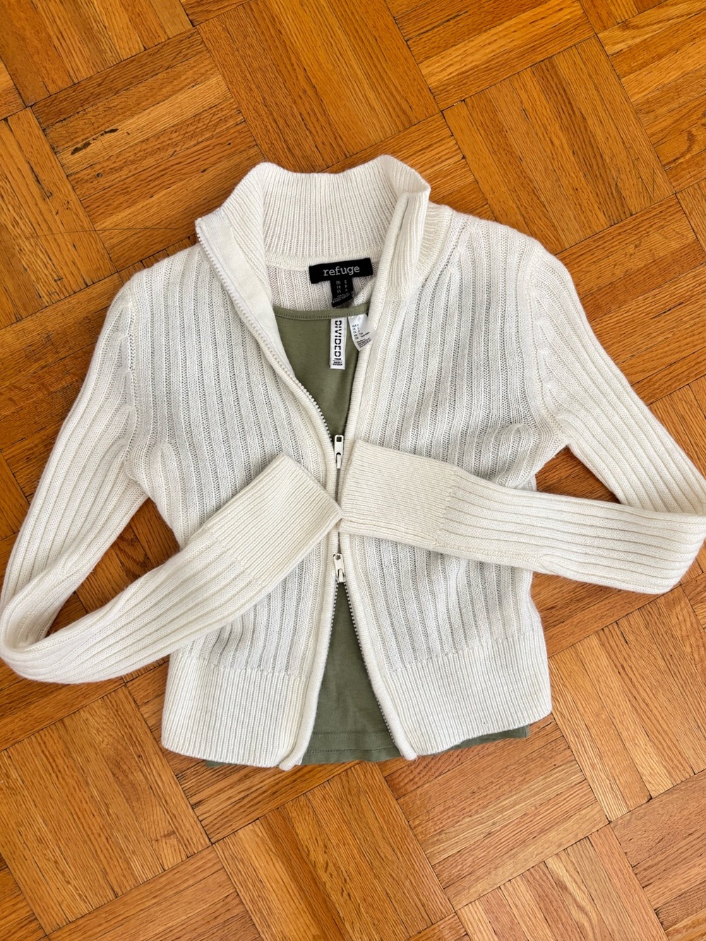 BUNDLE! : Women's Cream Ribbed Zip-Up Sweater + cropped squated neck green top